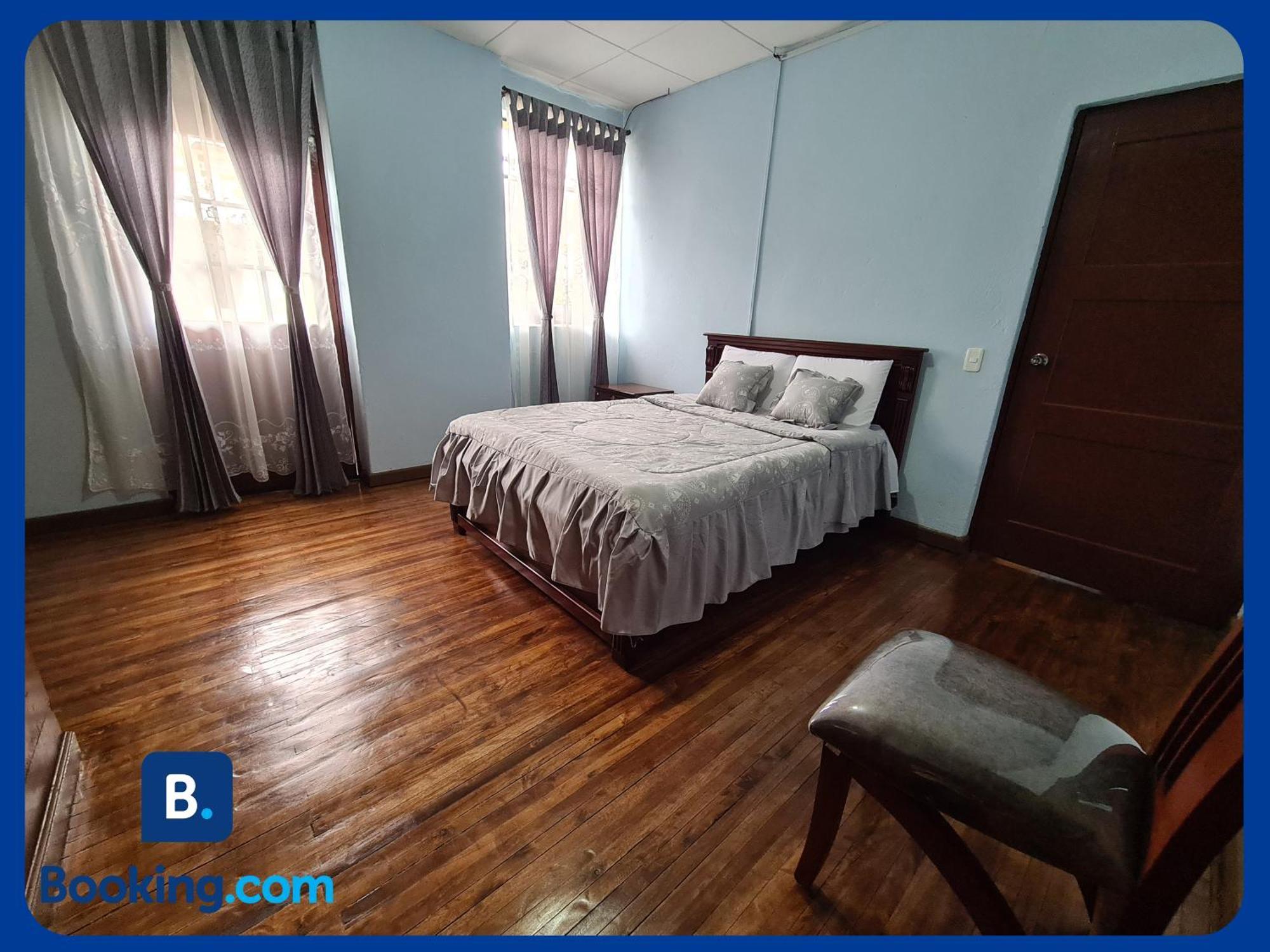 Departamento En Centro Historico Lejlighed Cuenca Eksteriør billede